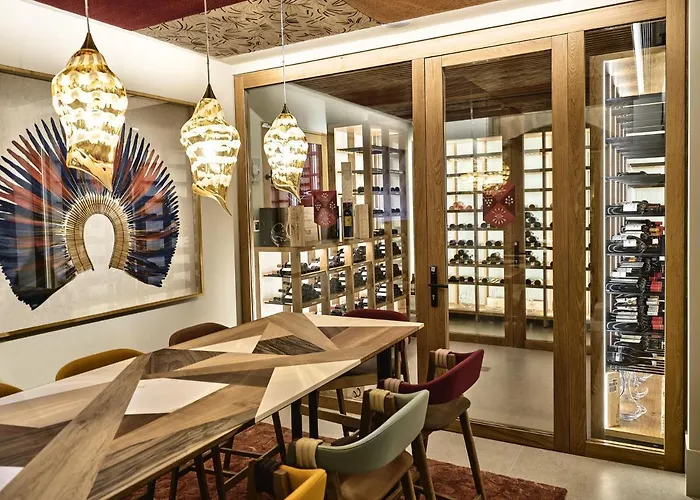 Palacio De Hotel Samaniego