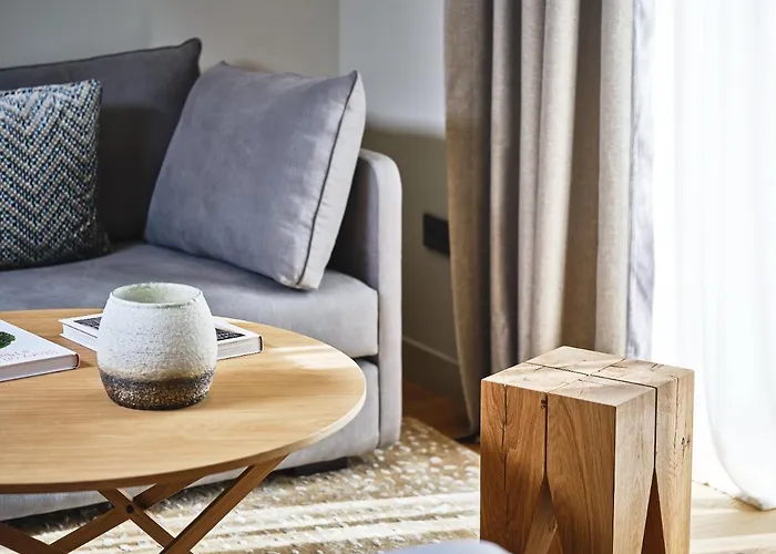 Palacio De Hotel Samaniego