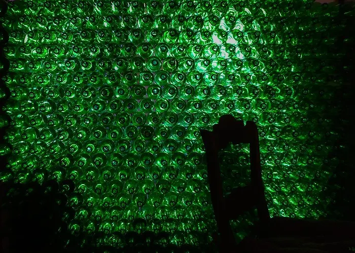 Palacio De Samaniego