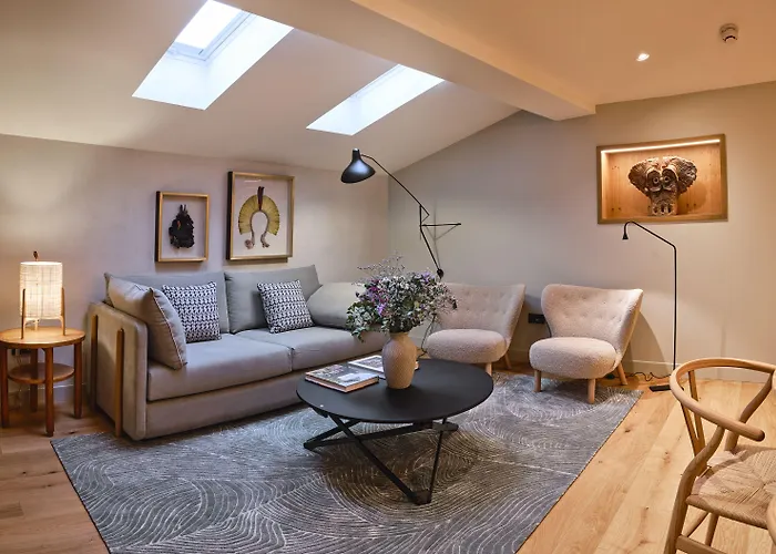 Palacio De Hotel Samaniego