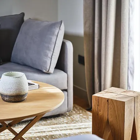 Palacio De Hotel Samaniego