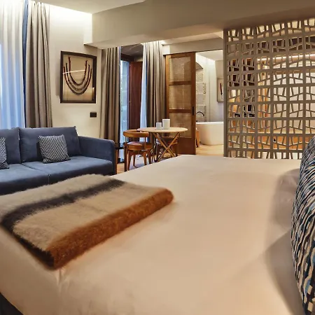Palacio De 4*
